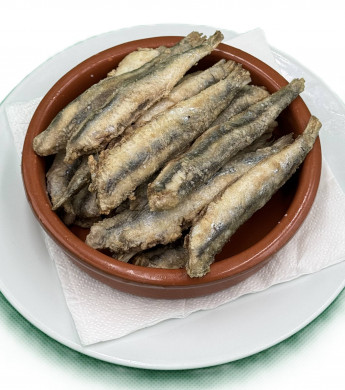 Tapa de boquerones fritos
