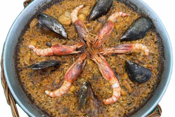 Seafood and meat paella
